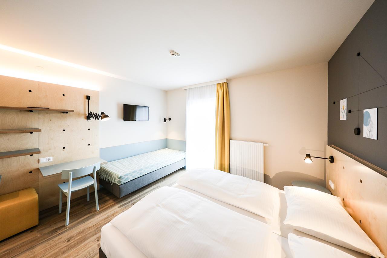 Hotel Tullnerfeld 图尔恩 外观 照片